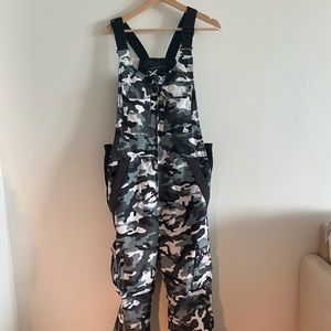 Snowboarding/skiing onesie (camo)